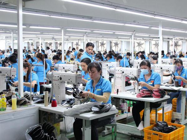 nhập vải may mặc