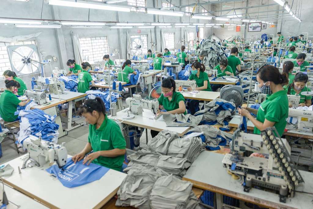 xưởng gia công quần áo trẻ em xuất khẩu